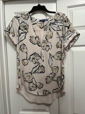 Apt. 9 Blush Floral Zip Front Short Sleeve Blouse